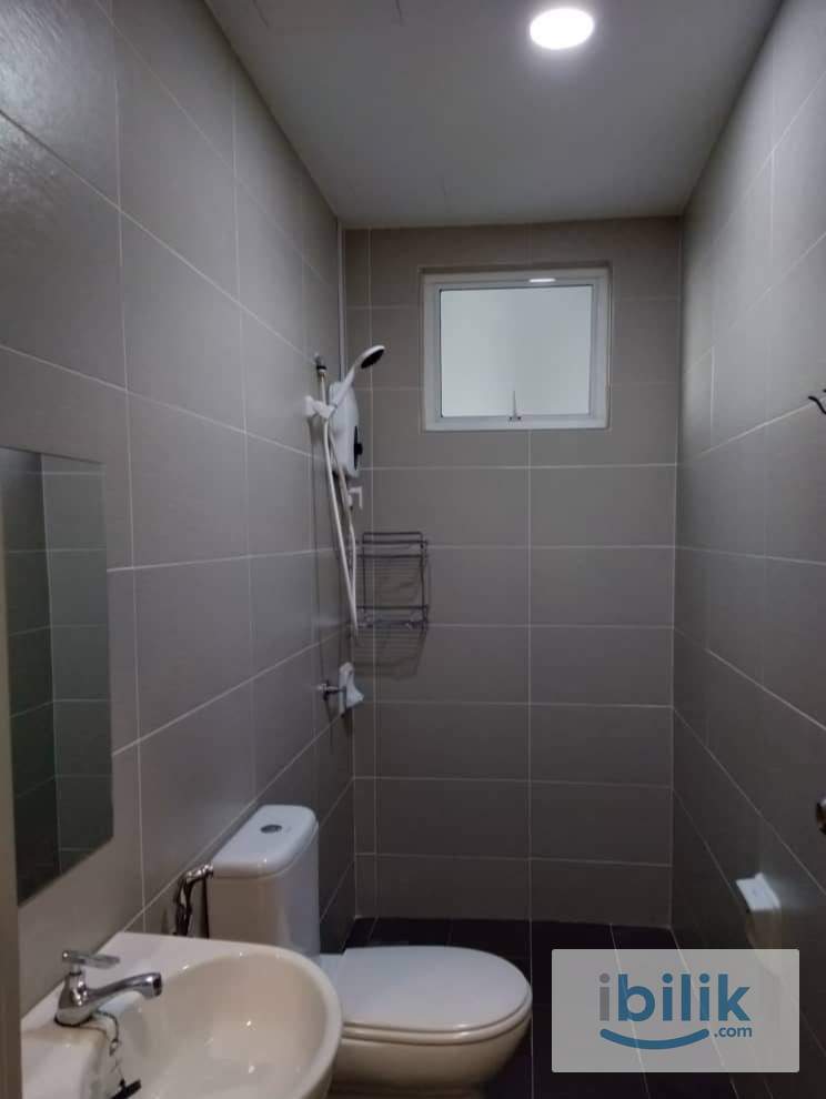 👩 All Female Medium Room 3 at 7 Tree Seven, Bandar Mahkota Cheras 🚌 Rapid KL On-Demand Van to MRT Bukit Dukung - Image 5