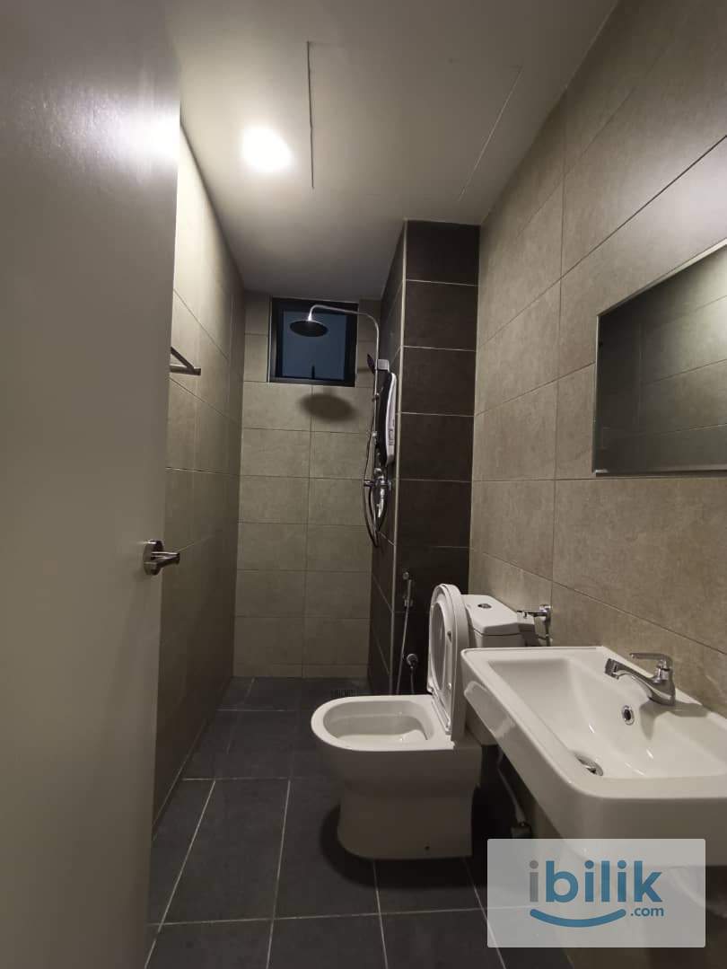 👩 All Female Medium Room B at Aratre Residence, Ara Damansara Near LRT 🚃 - Image 7
