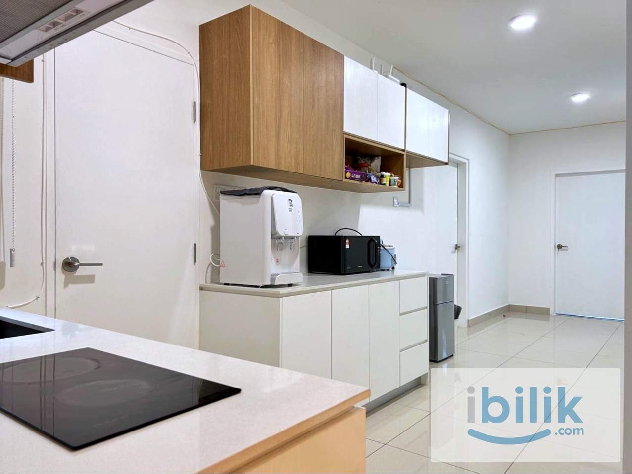 VL 👩 All Female Medium Room 1 at Ara Tre Residence, Ara Damansara  - Image 3