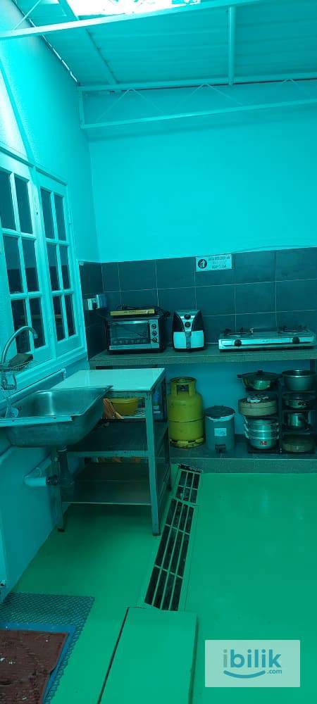 TWO COZY MASTER ROOMS FOR RENT (LANDED HOUSE)WITH PRIVATE TOILET AT BAYAN LEPAS, PENANG. - Image 8