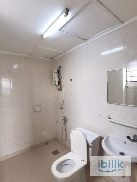 😍5min walk to LRT Lembah subang medium room fully furnished ready move in! - Image 5