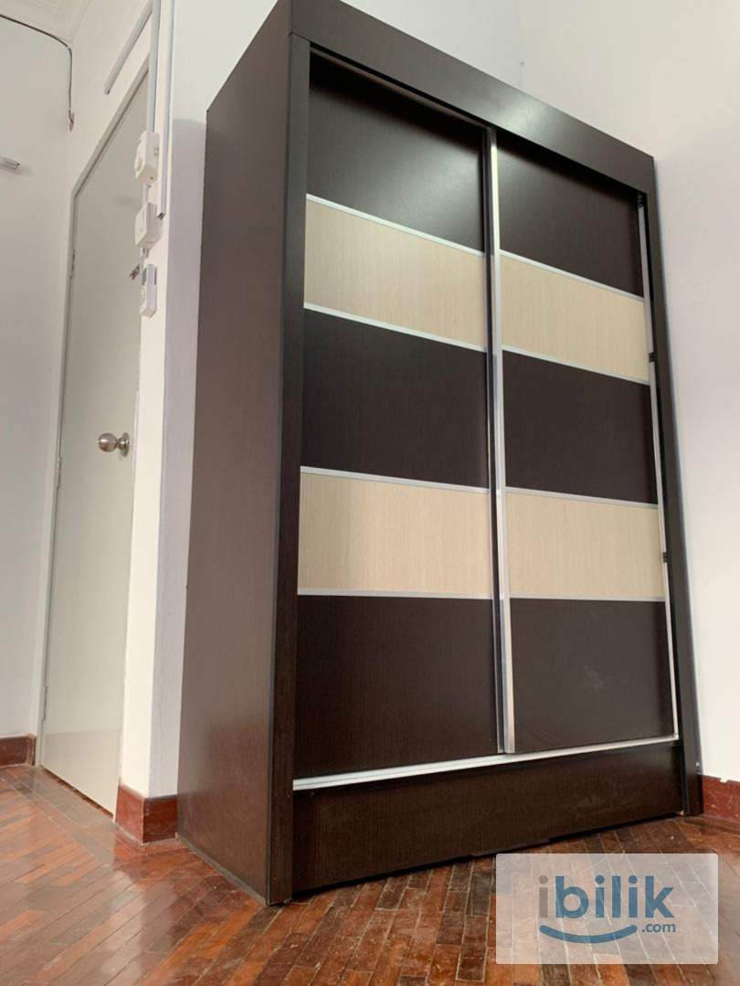 Subang bestari landed house medium room attach bathroom, share with another 1 tenant only - Image 5