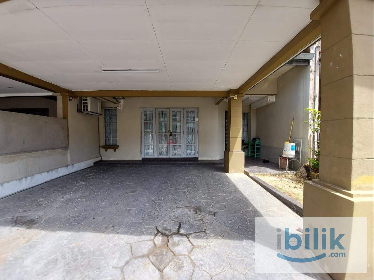 Subang bestari landed house medium room attach bathroom, share with another 1 tenant only - Image 8