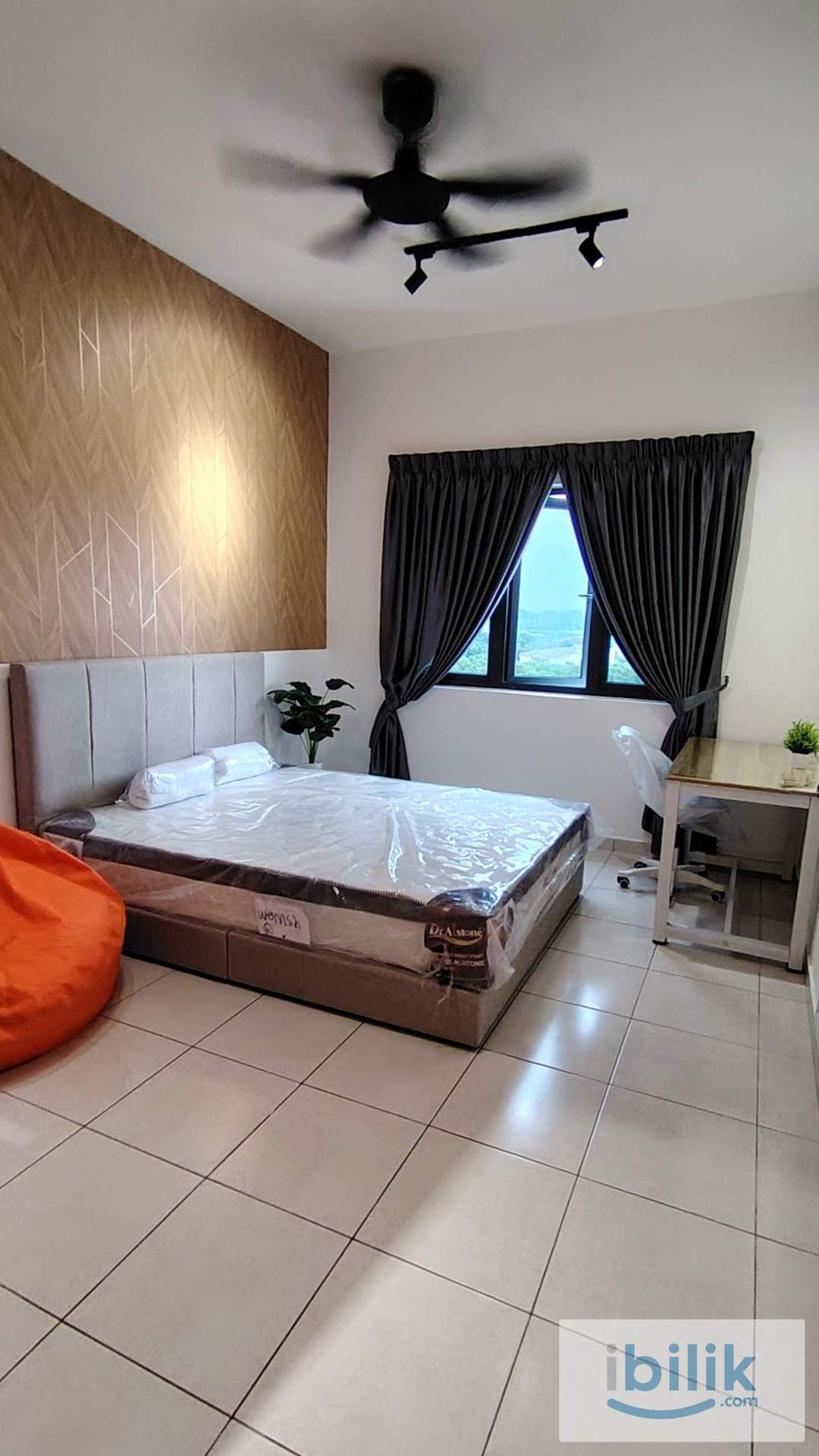 small room - Image 3