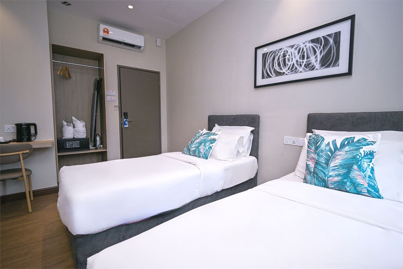 Kingston Hotel 4 @ Hulo Bukit Bintang - Image 3