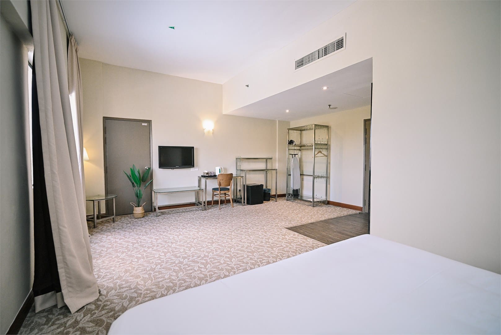 Kingston Hotel 10 @ Bukit Jalil - Image 8