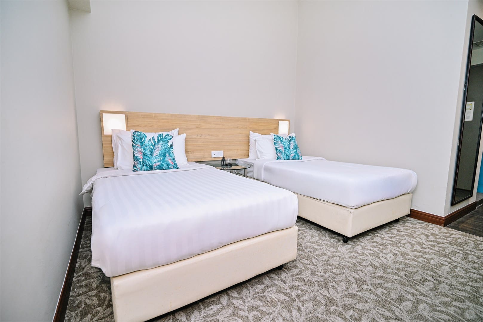 Standard Twin - Image 6