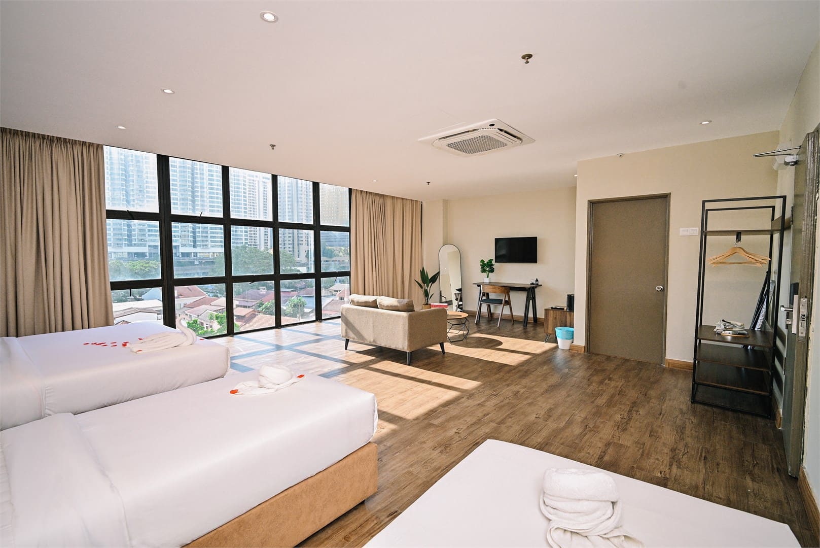 Kingston Hotel 12 @ Jalan Raja Laut, KL - Image 9