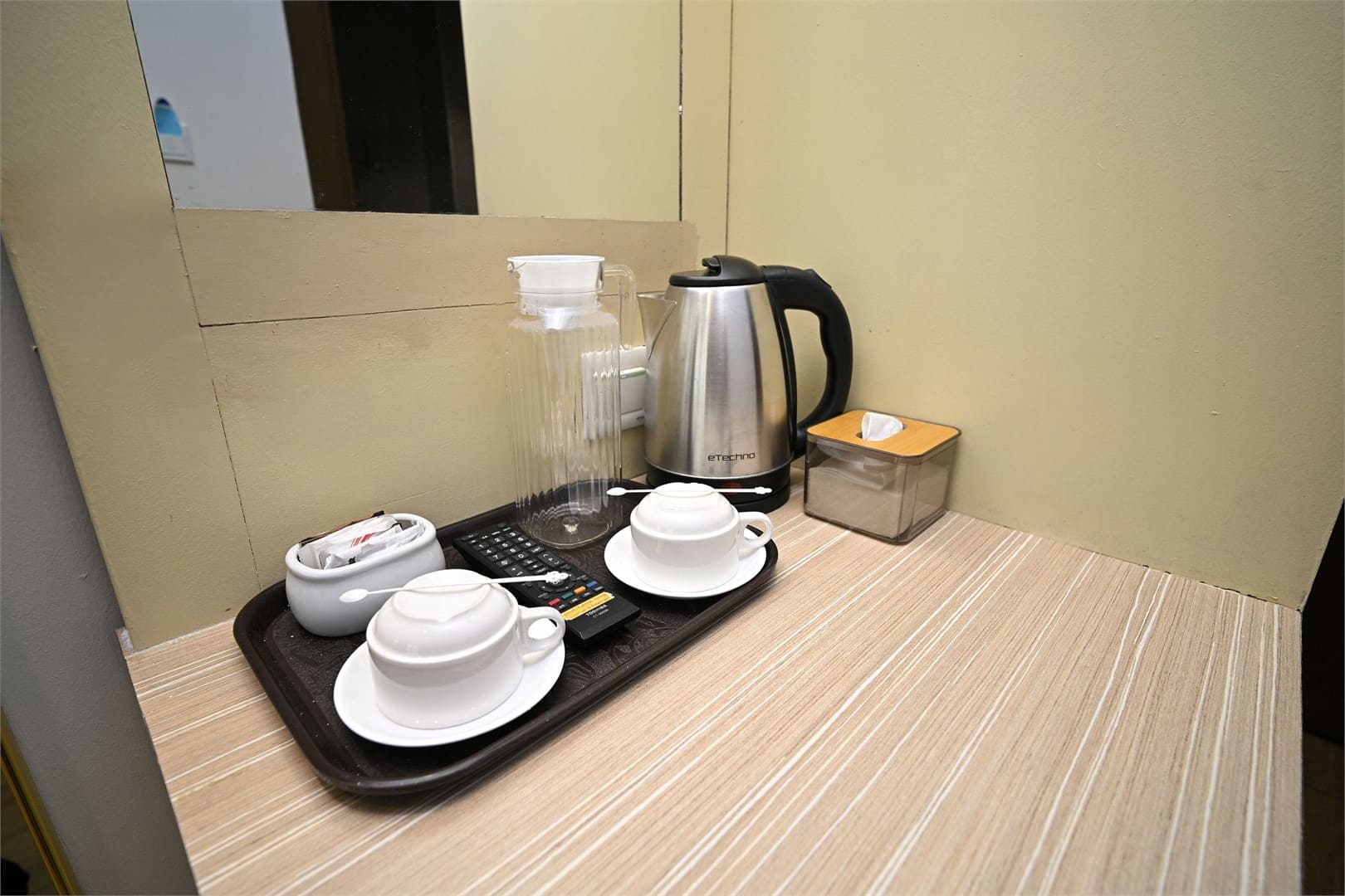 Superior King Room - Image 5
