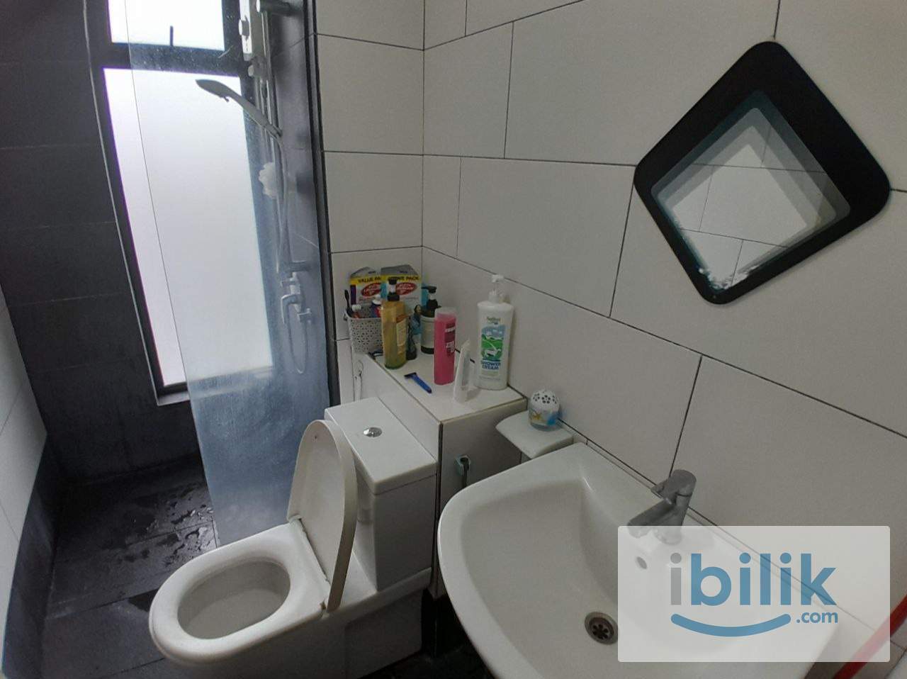 [Univ 360 Place] Single Room with Aircond Near Bus Stop direct to UPM, Hospital Serdang, The Mines Mall - Image 2