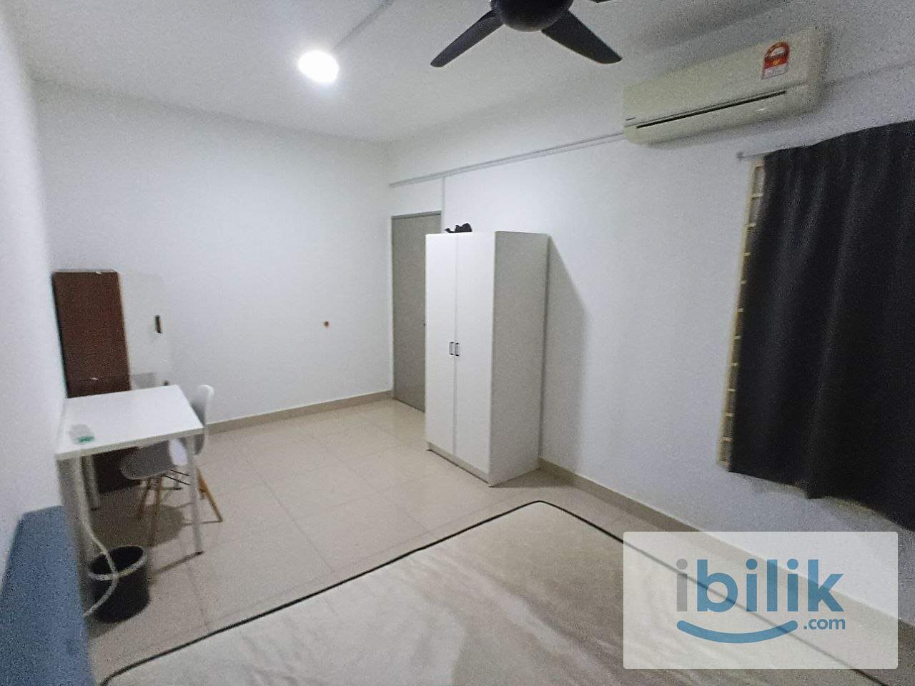 [Casa Residenza] July Vacant Chinese Unit Middle Room 🚶🏻Short Walk to MRT & SEGi University - Image 6
