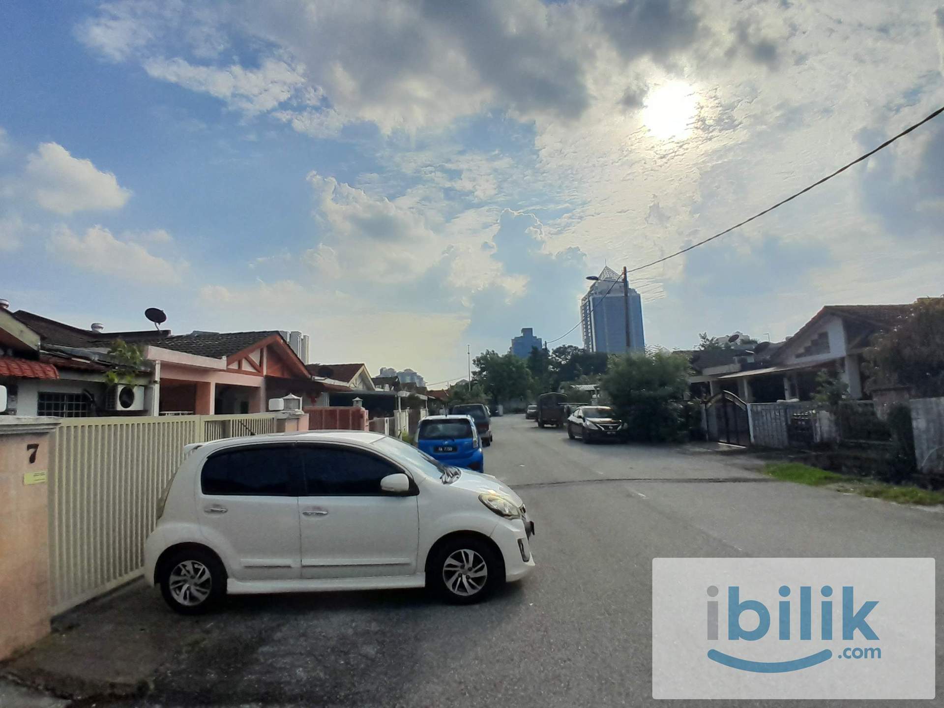 [PJS 7 Landed] Walking distance to Taylor University Single Room with Aircond Rent - Image 4