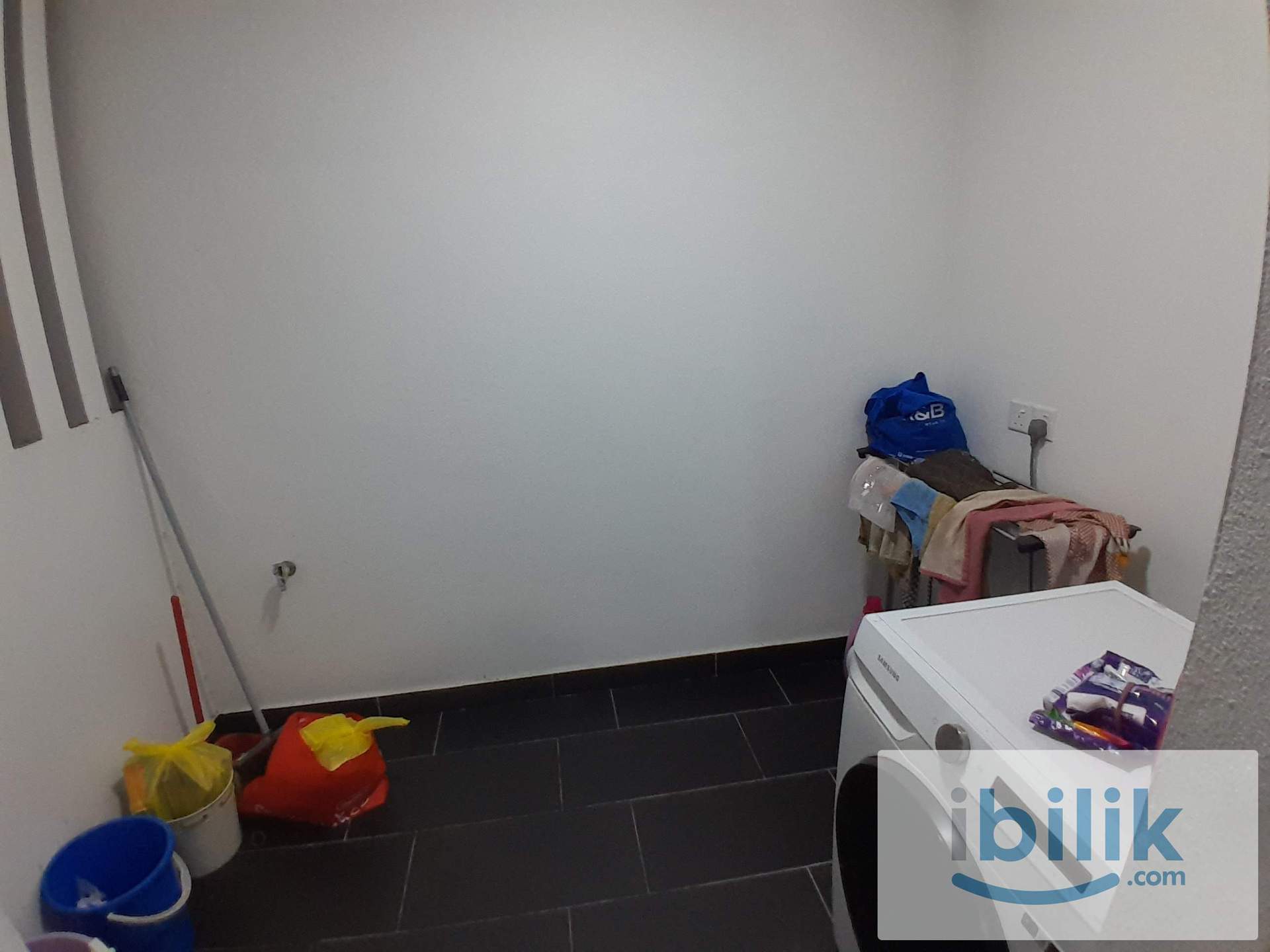[SQWhere] July Vacant Master Room Link Bridge to MRT Station  - Image 9