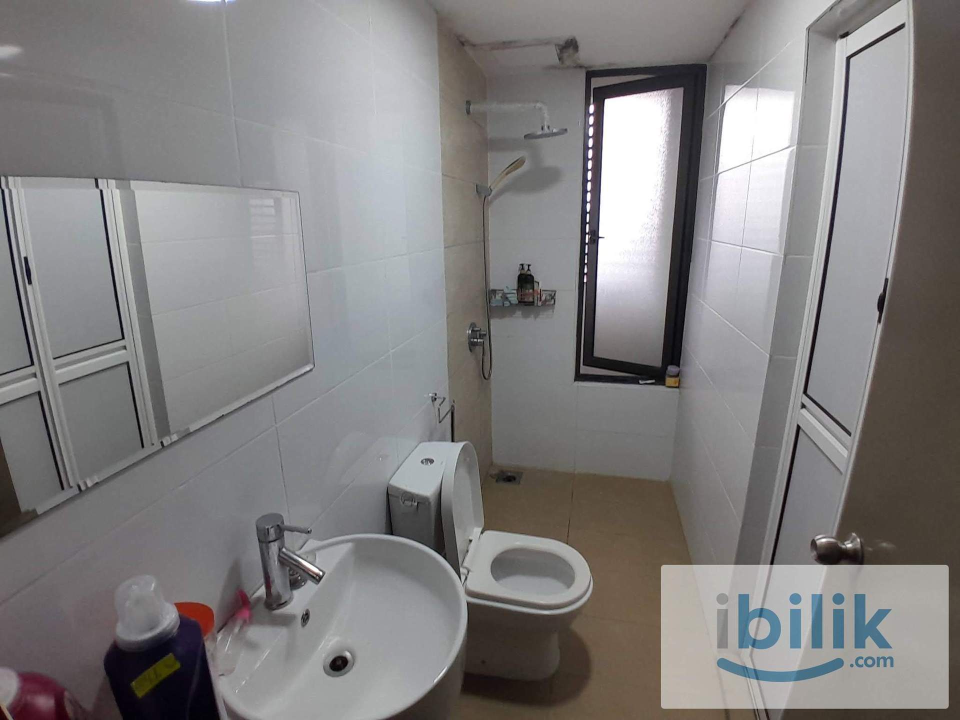 [Skyville 8]  Female Unit Medium Room with Aircond Rent - Image 3
