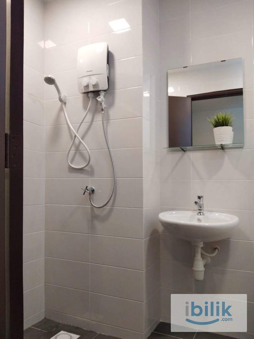 [Landmark Residence 2] Master Room Private Bathroom Sungai Long Near Batu 11 Cheras, UTAR - Image 5