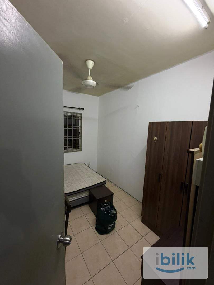 [Angkasa Condo] Near UCSI Mixed Gender Unit Medium Room Share Bathroom - Image 2