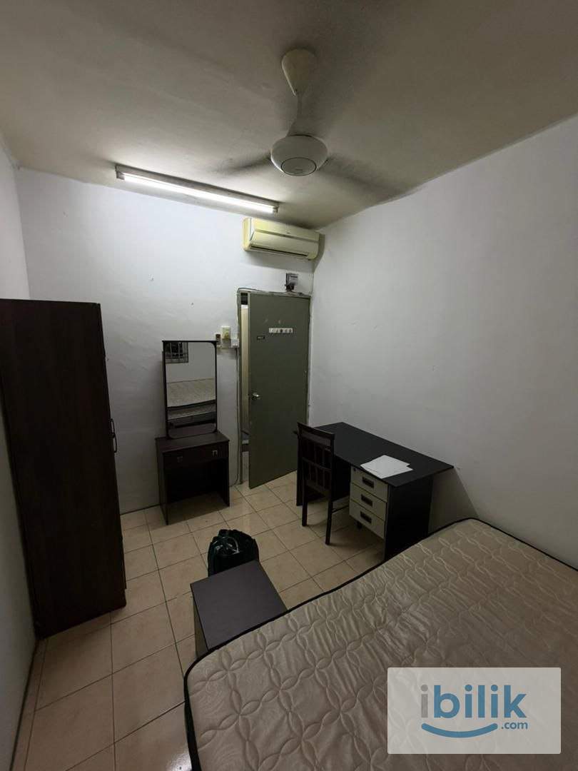 [Angkasa Condo] Near UCSI Mixed Gender Unit Medium Room Share Bathroom - Image 1