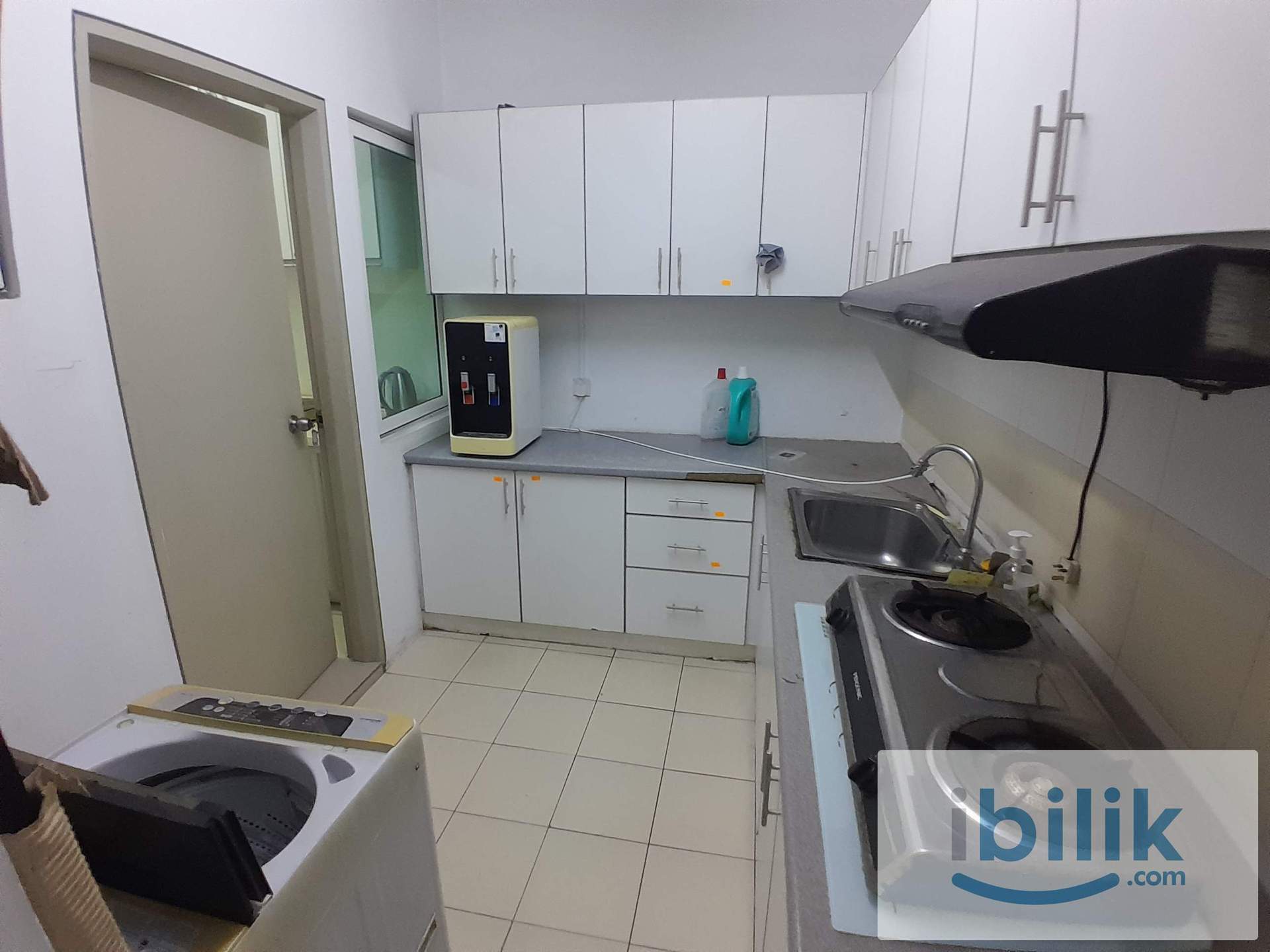 [Pacific Place] Mixed Gender Unit Medium Room with Aircond Rent Near LRT, Mall, Paradigm Mall - Image 6