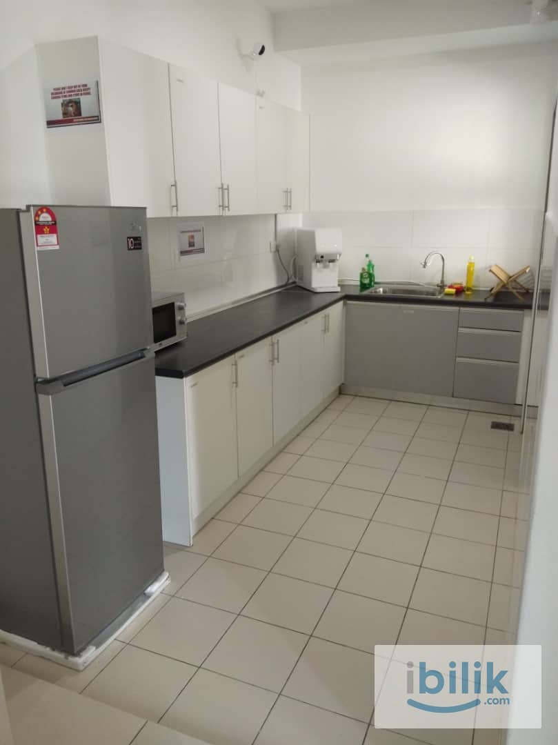 Cozy Room Nearby MRT [APU HOSTEL] - Image 1