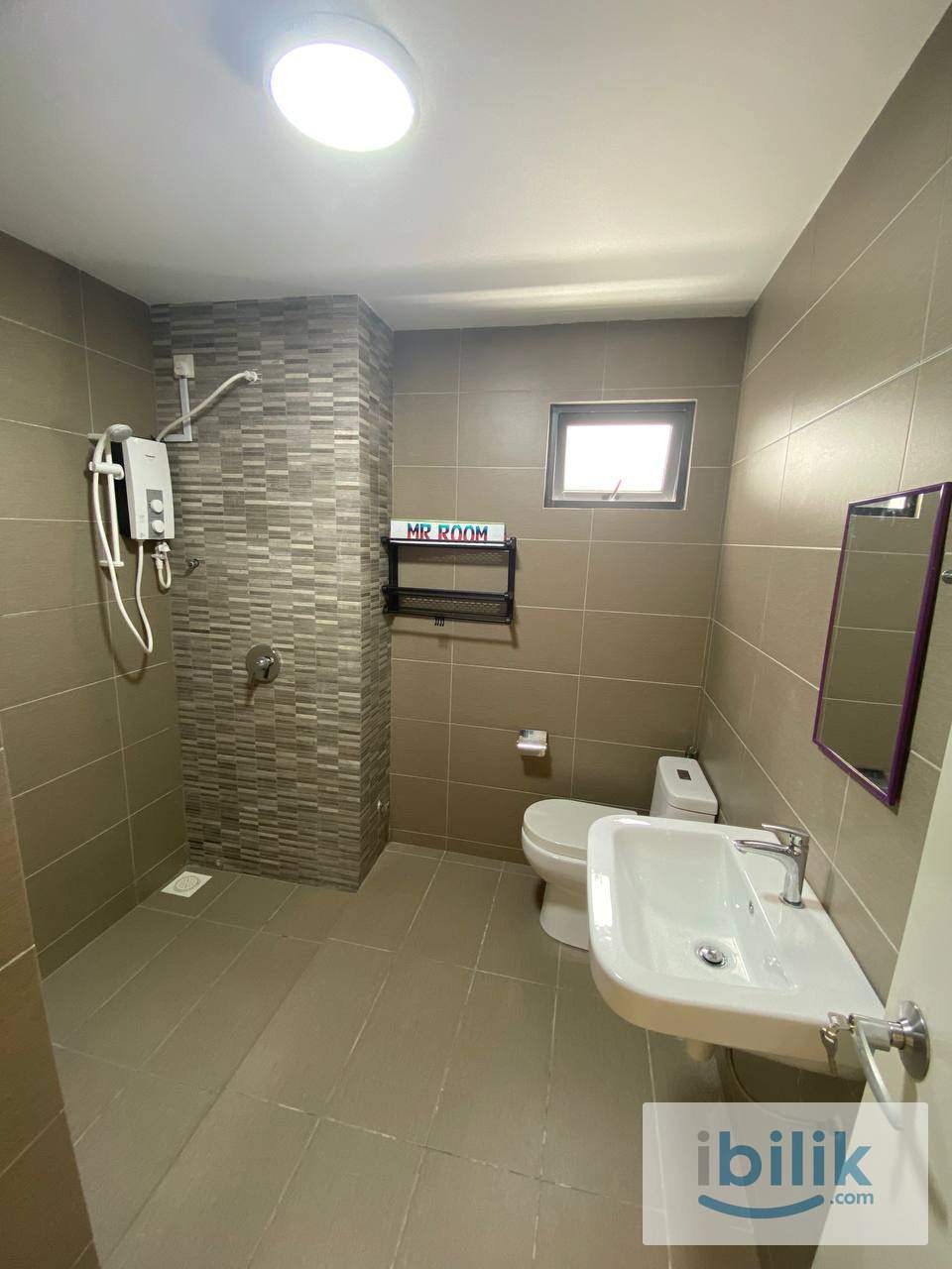 Medium Room in PARKHILL [APU HOSTEL] - Image 2