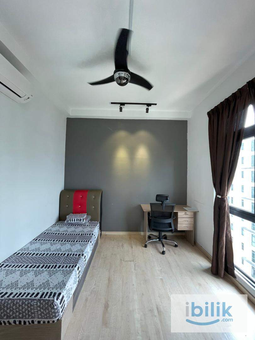 Medium Room in PARKHILL [APU HOSTEL] - Image 1