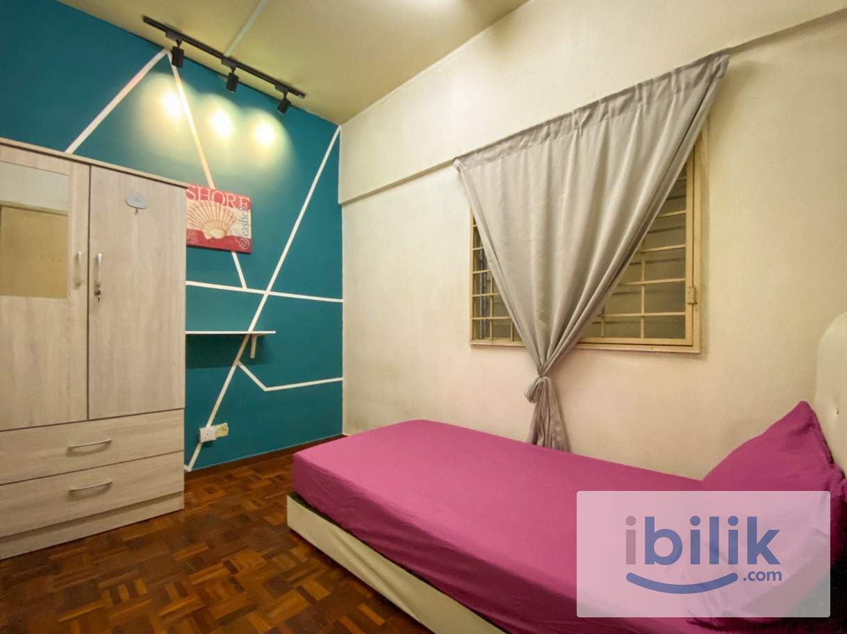 [Malay Female] Middle Room Cemara Apartment Bandar Permaisuri | Cheras | TR0169 - Image 1