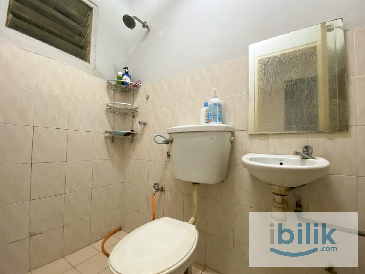 [Malay Female] Middle Room Cemara Apartment Bandar Permaisuri | Cheras | TR0169 - Image 5