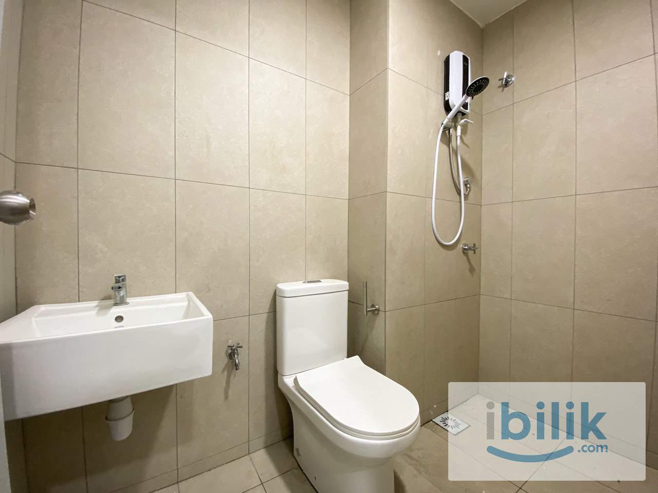 [Malay Female] Middle Room Kenwingston Platz Setapak | Kuala Lumpur | TR0229 - Image 6