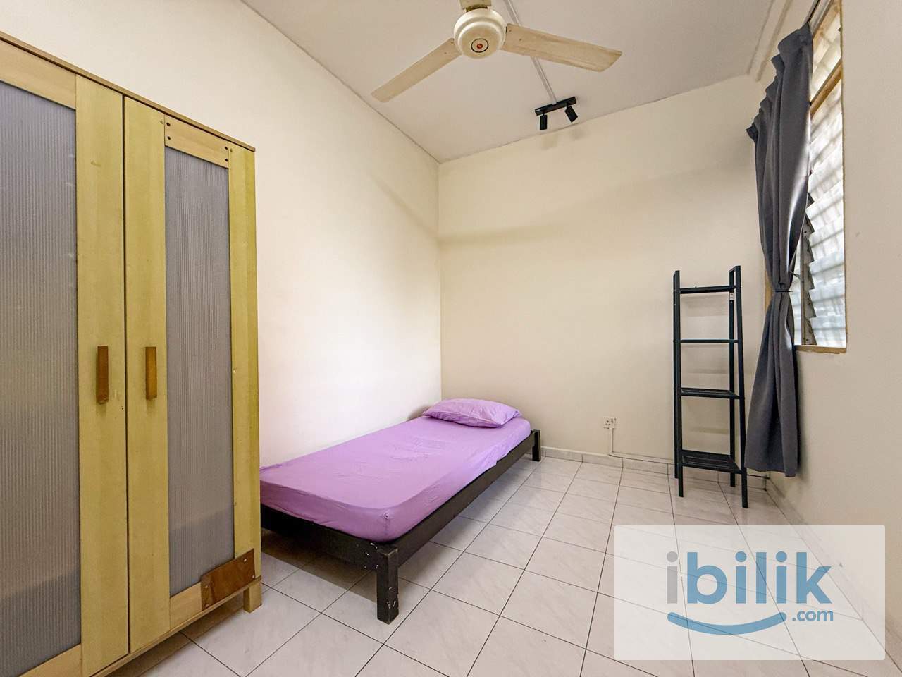 [Malay Female] Middle Room Mentari Court Sunway Petaling Jaya TR0030-A15 - Image 1
