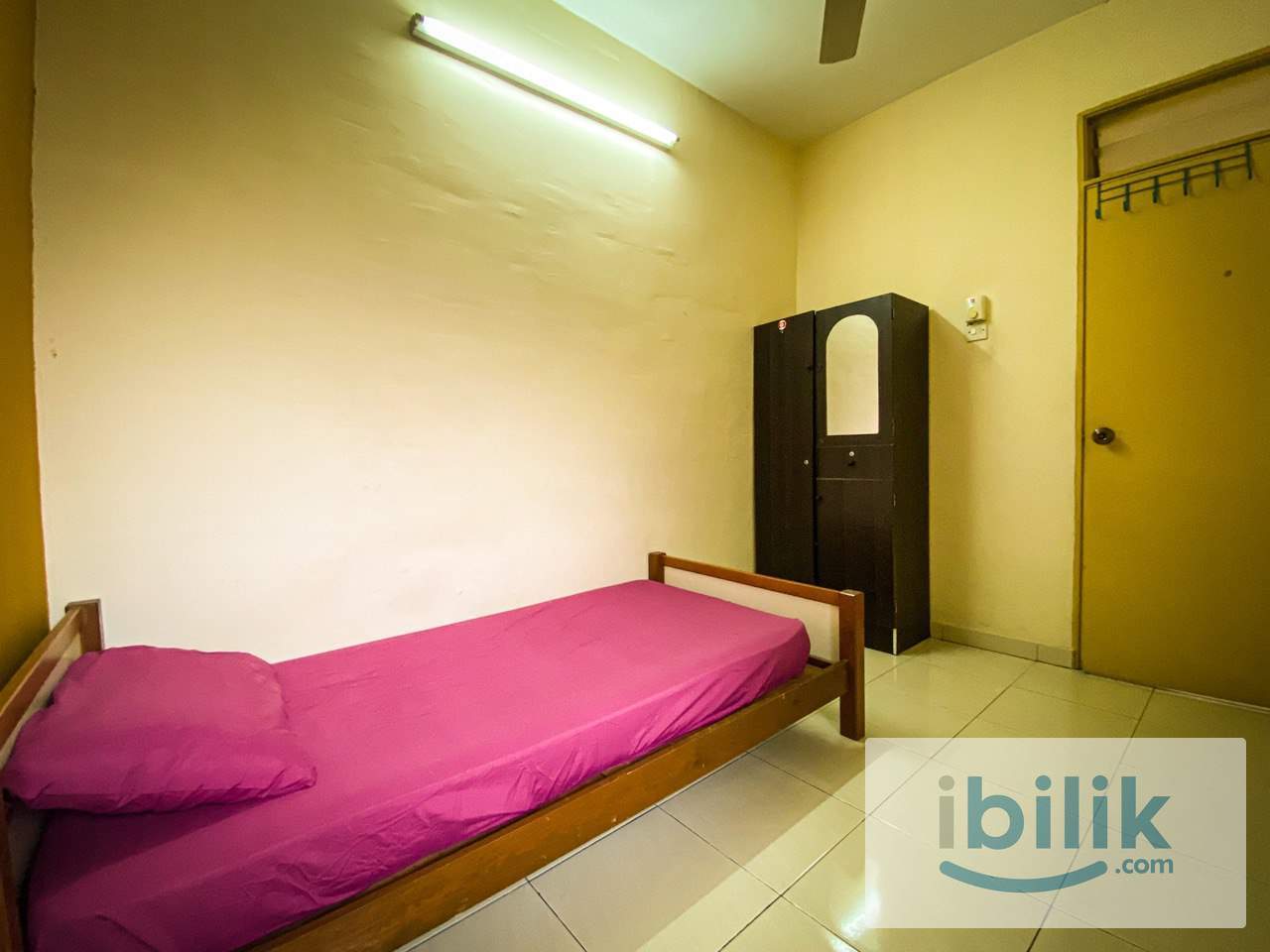 [Malay Male] Middle Room Mentari Court Sunway Petaling Jaya TR0067-G13 - Image 2