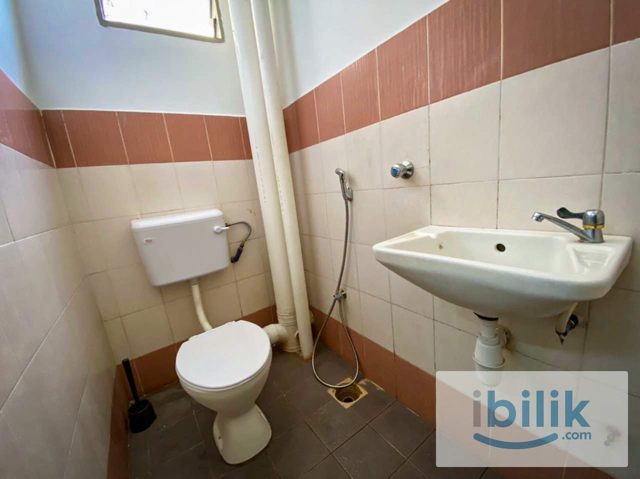 [Malay Female] Middle Room Mentari Court Sunway Petaling Jaya TR0107-G11 - Image 3