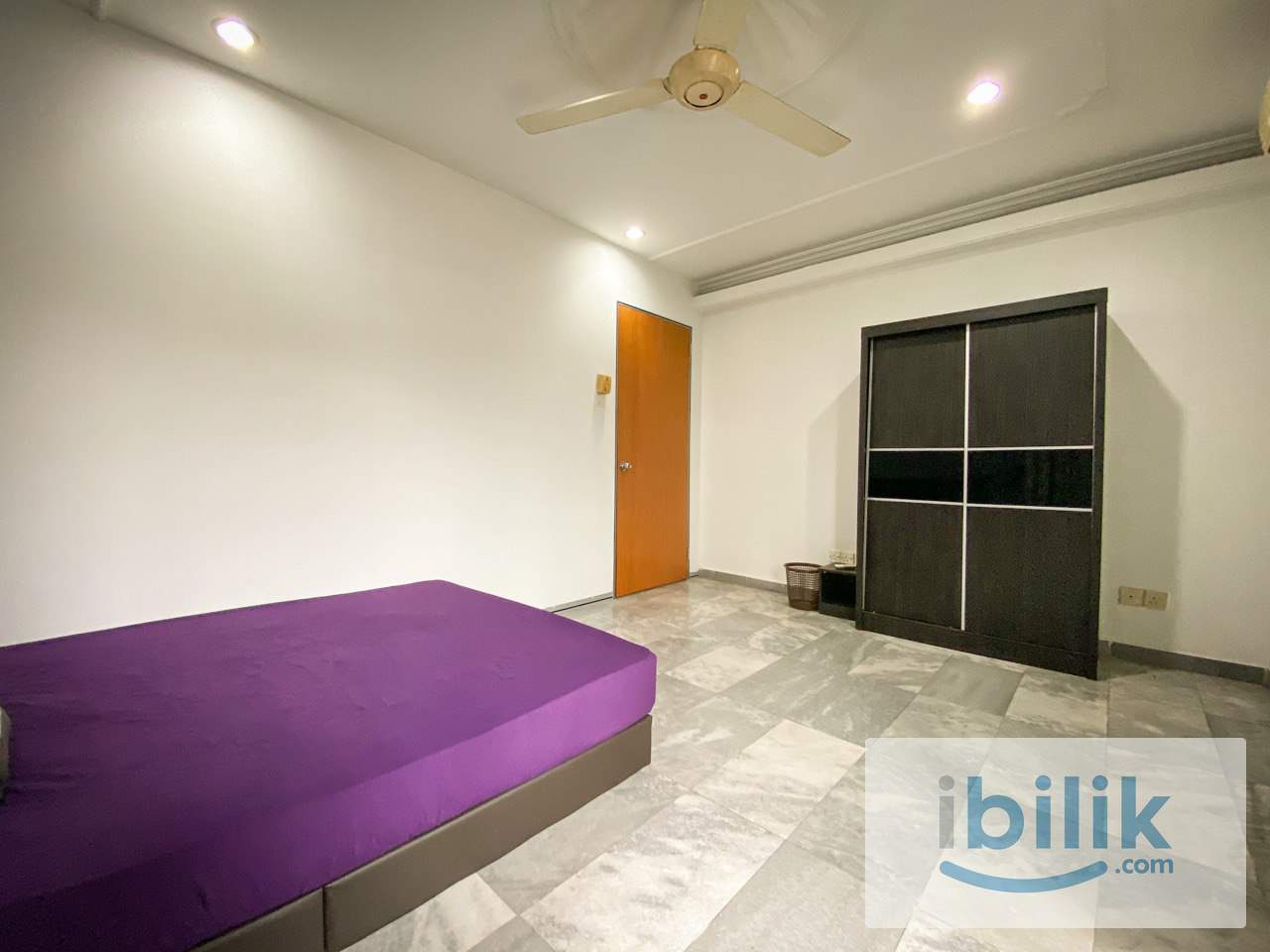 [Malay Female] Middle Room Ridzuan Condominium Sunway TR0188 - Image 2