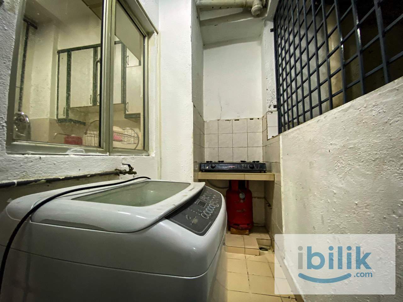 [Malay Female] Middle Room Ridzuan Condominium Sunway TR0188 - Image 7