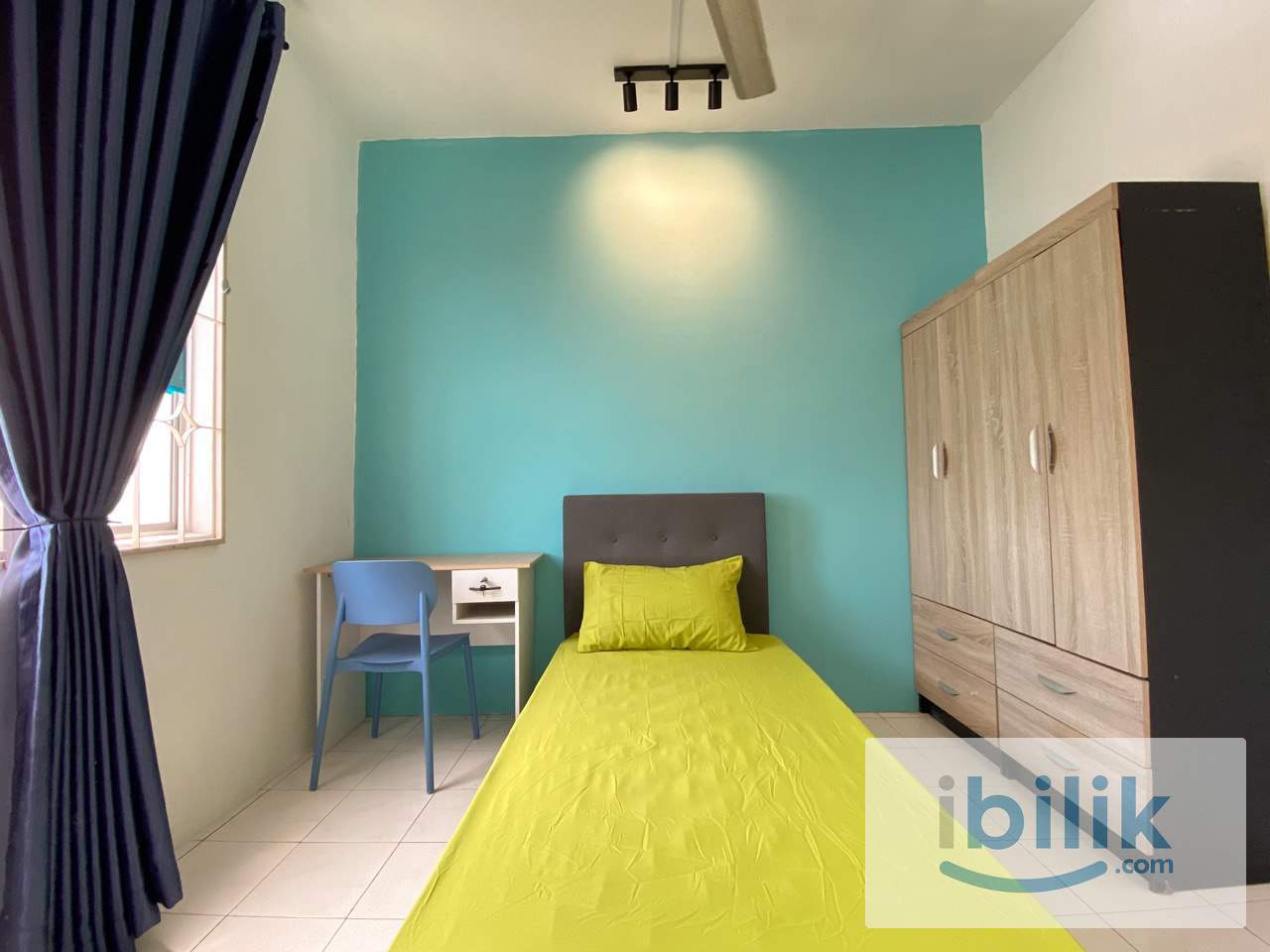 [Malay Female] Middle Room Vista Pinggiran Seri Kembangan TR0195 - Image 3