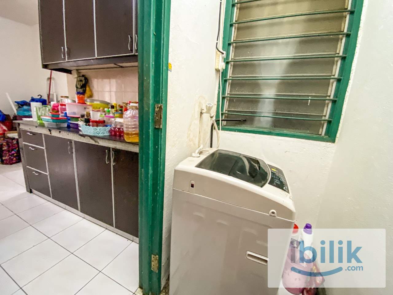 [Malay Female] Middle Room Vista Pinggiran Seri Kembangan TR0195 - Image 5