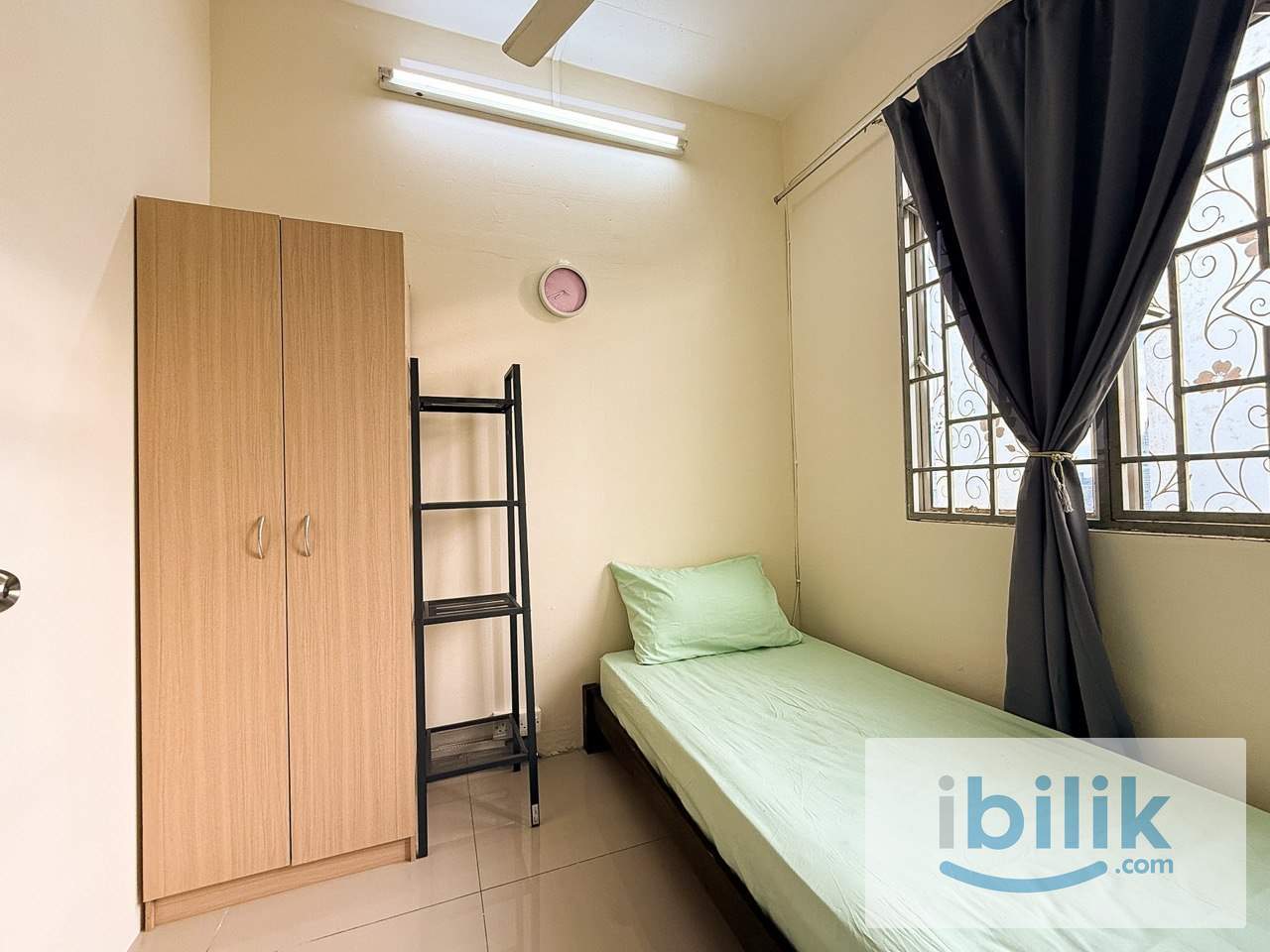 [Malay Female] Single Room Mentari Court Sunway Petaling Jaya TR0051-E13 - Image 1