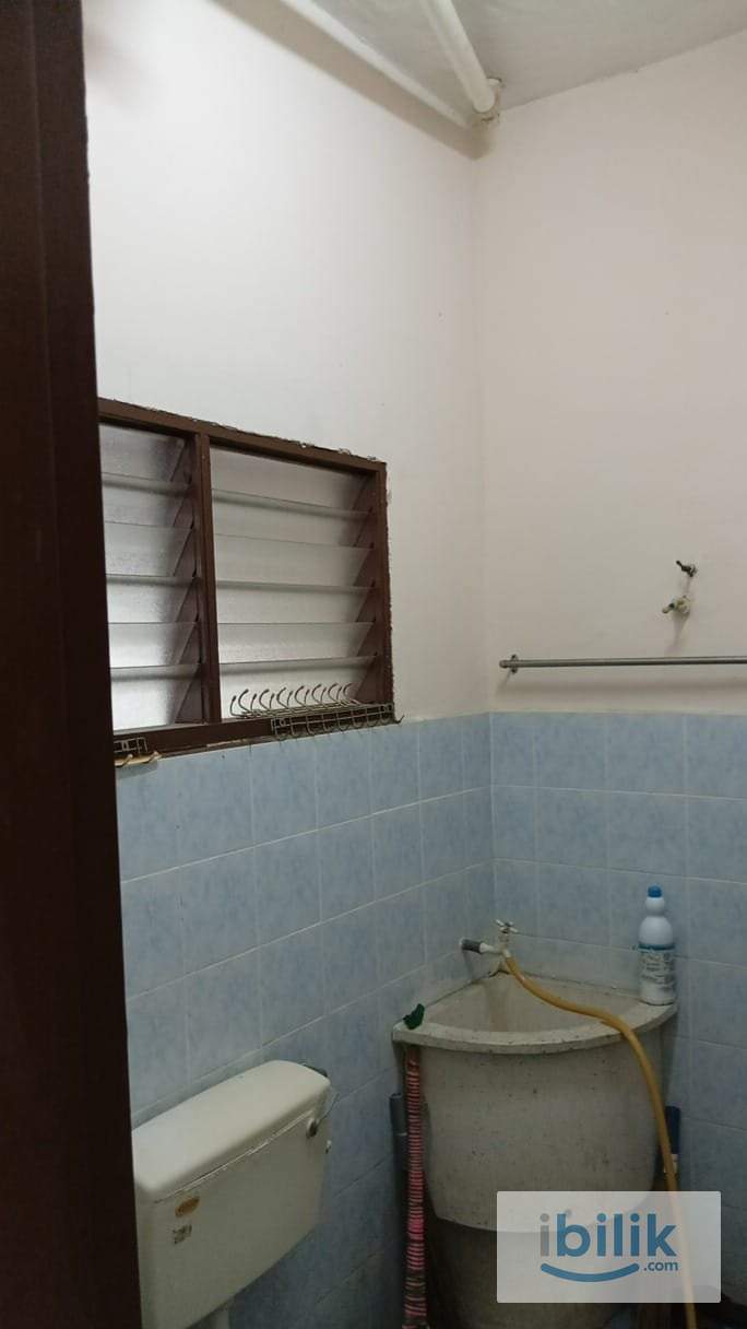 DOUBLE STOREY HOUSE  TAMAN BUKIT KEPAYANG FOR RENT RM1300 - Image 3