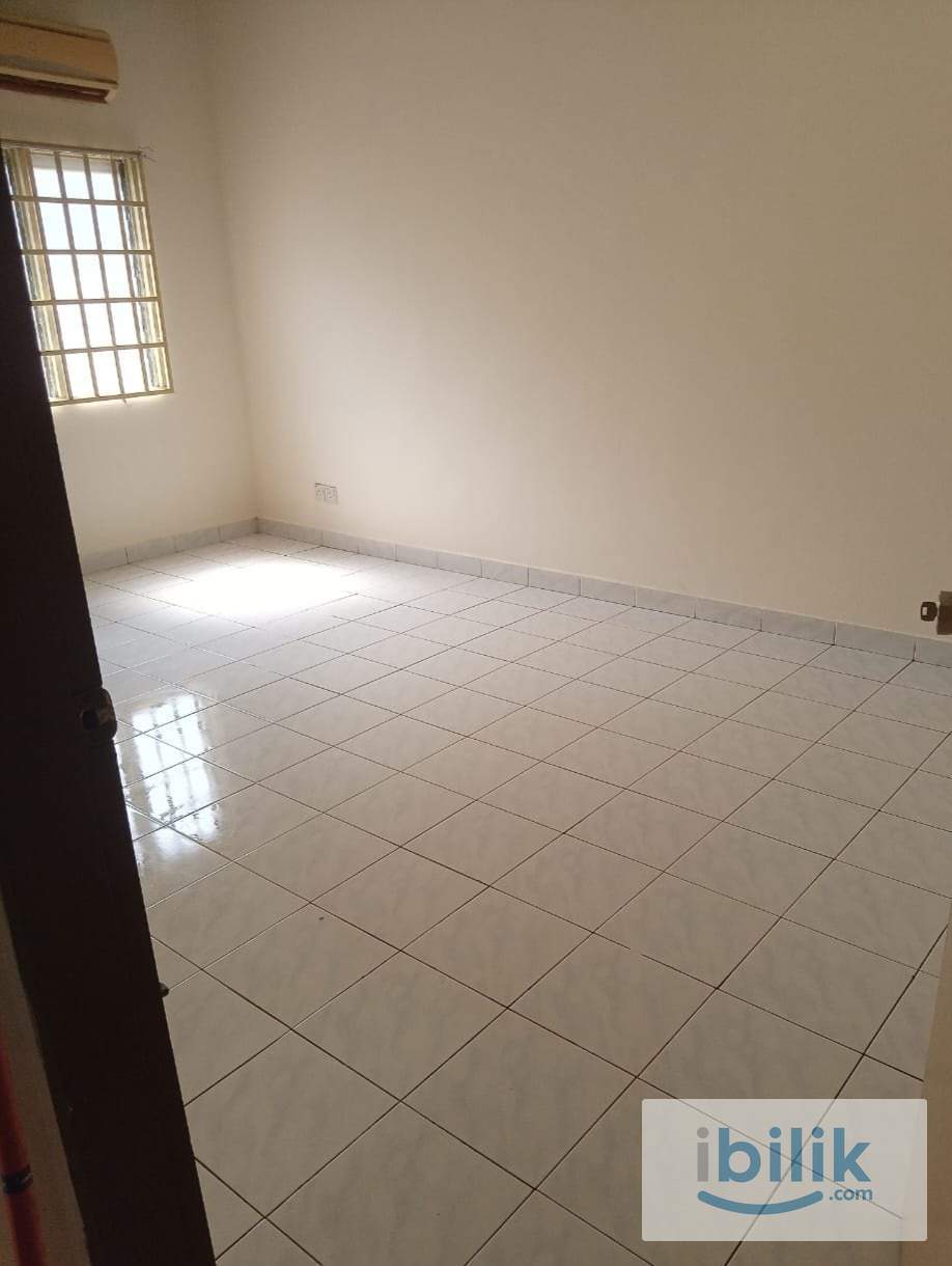 DOUBLE STOREY HOUSE  TAMAN BUKIT KEPAYANG FOR RENT RM1300 - Image 6
