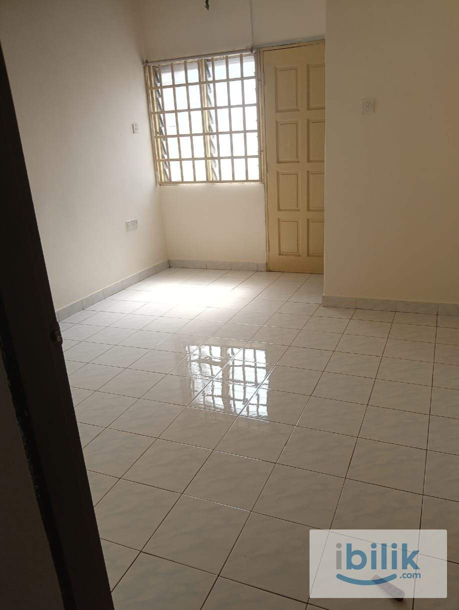 DOUBLE STOREY HOUSE  TAMAN BUKIT KEPAYANG FOR RENT RM1300 - Image 7