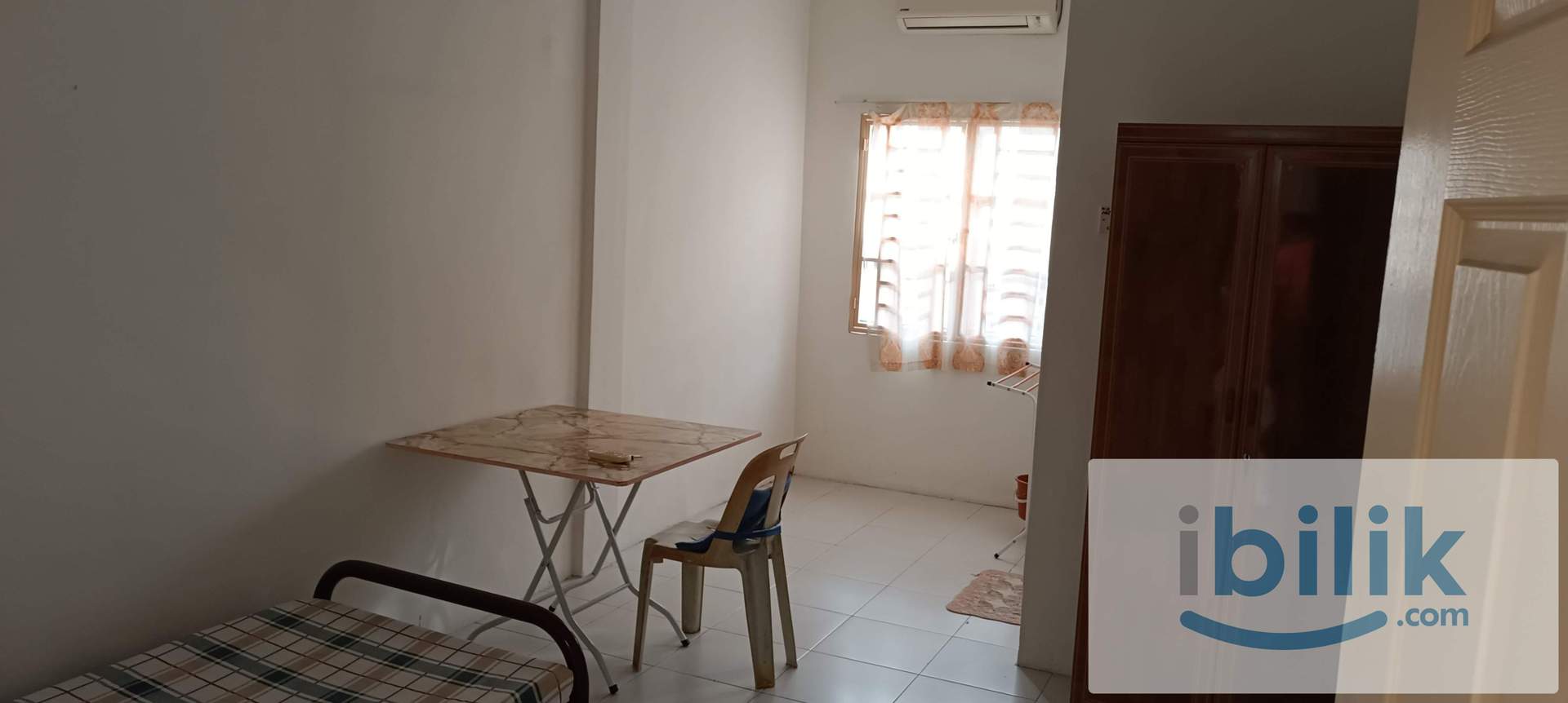 Middle Room at Taiping, Perak - Image 1