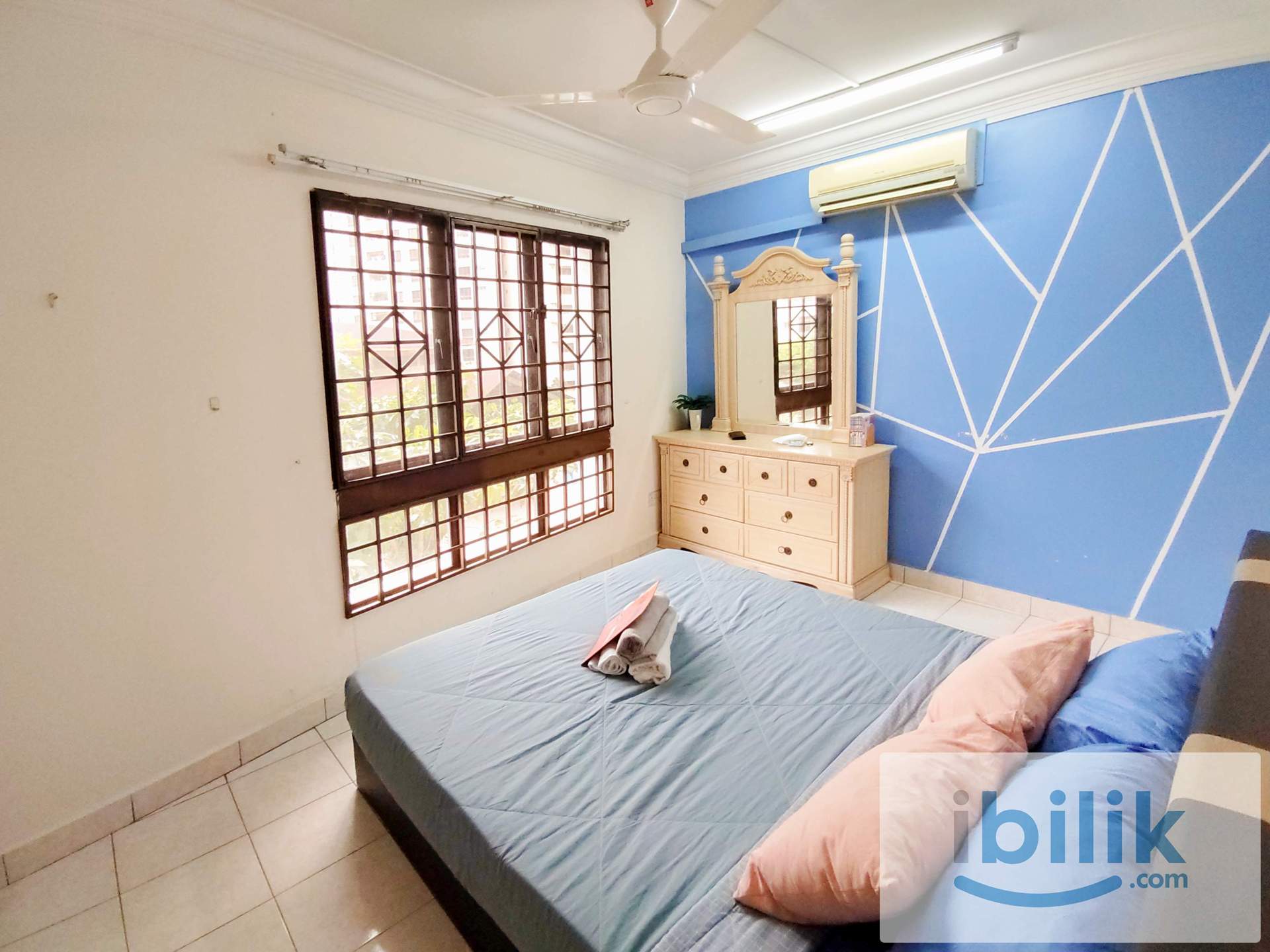 ‼️PROMO end 30 june‼️ Limited offer ✅(Low floor) fully furnished queen bed ready move in - Image 1