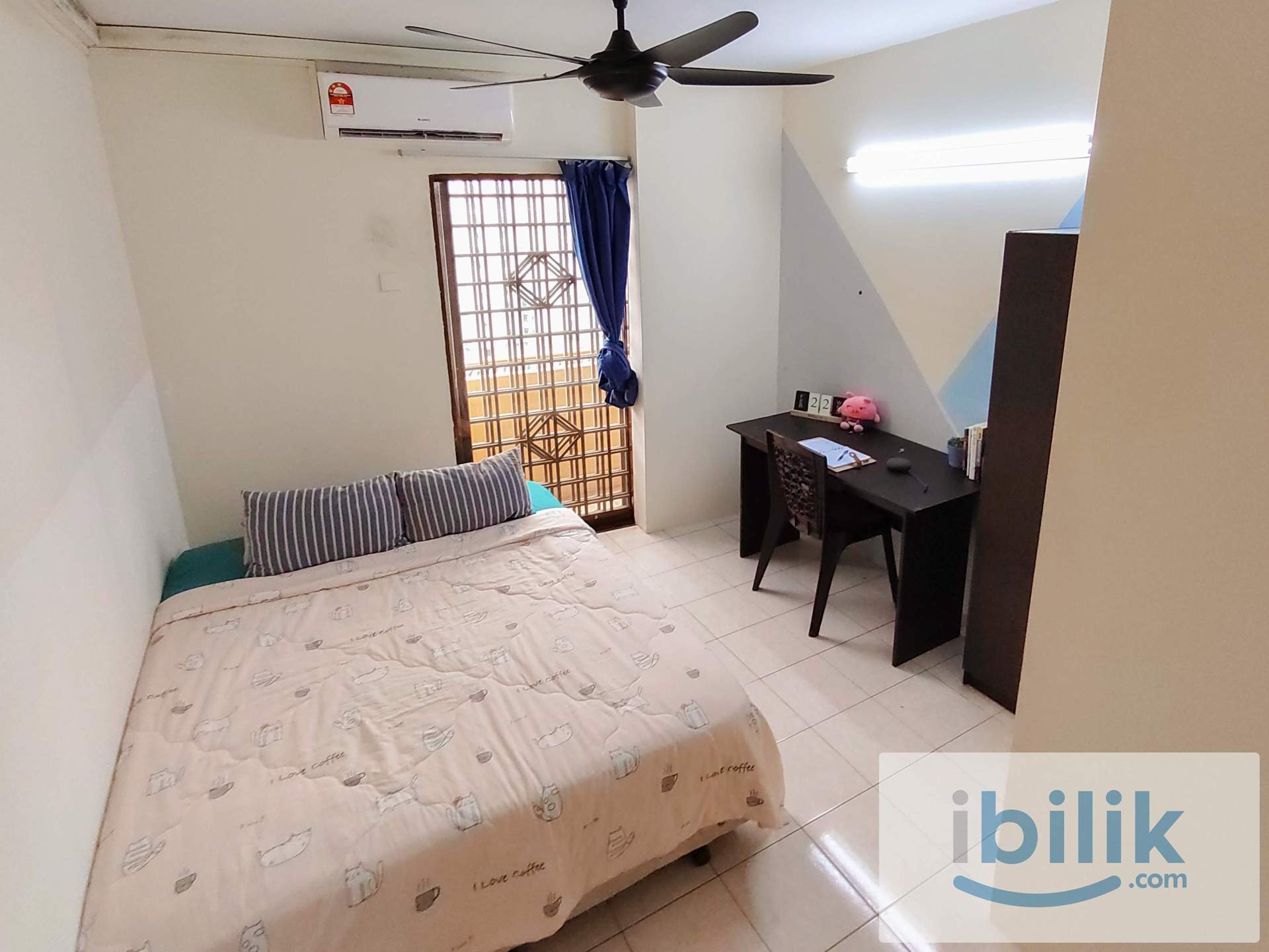 Nearest block to MRT‼️PROMO end 30 june‼️ Limited offer ✅🙋‍♀️Block F Queenbed fully furnished ready move in - Image 1