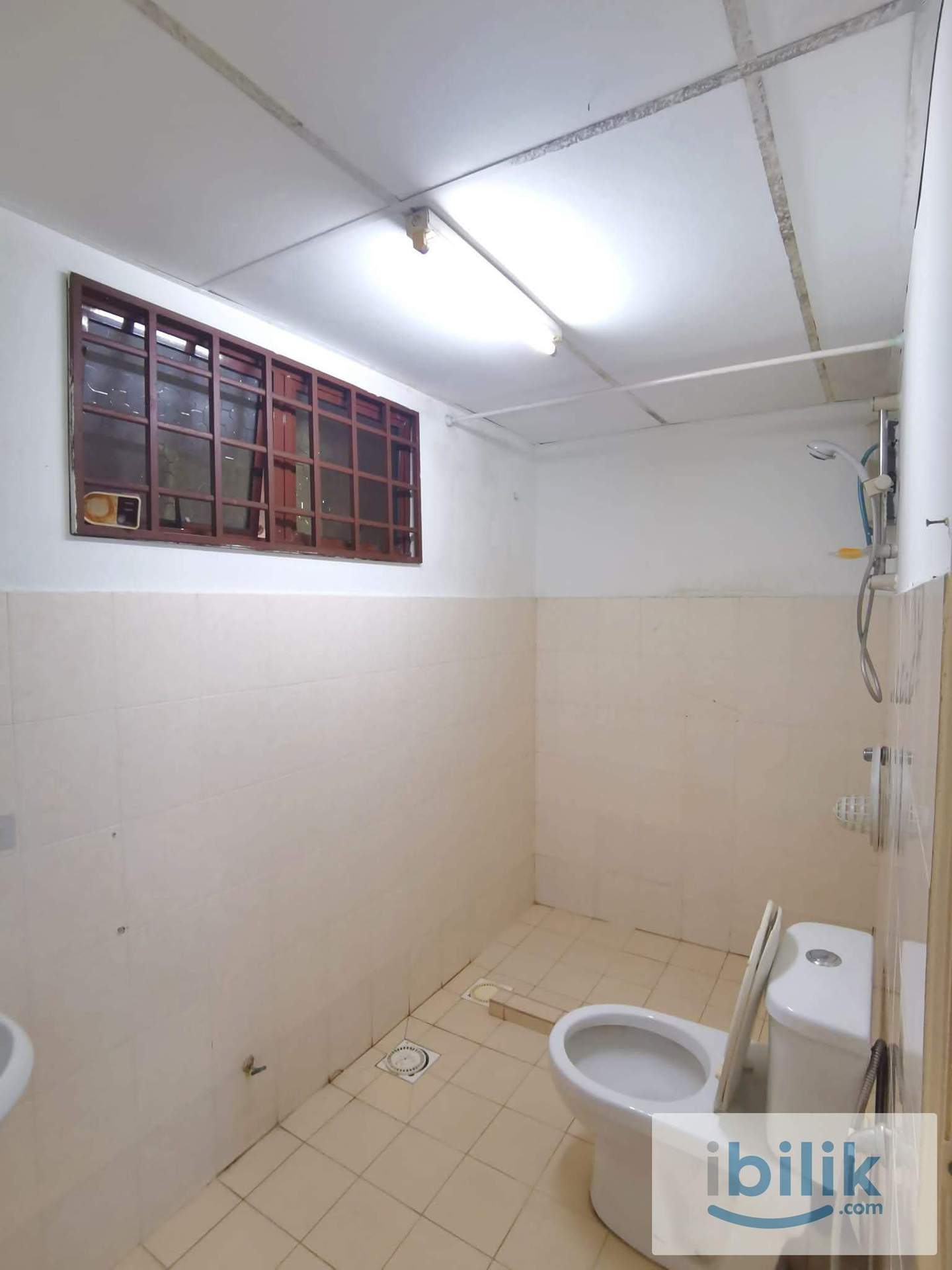Nearest block to MRT‼️PROMO end 30 june‼️ Limited offer ✅🙋‍♀️LAST Block F Master bedroom private bath ready move in - Image 3
