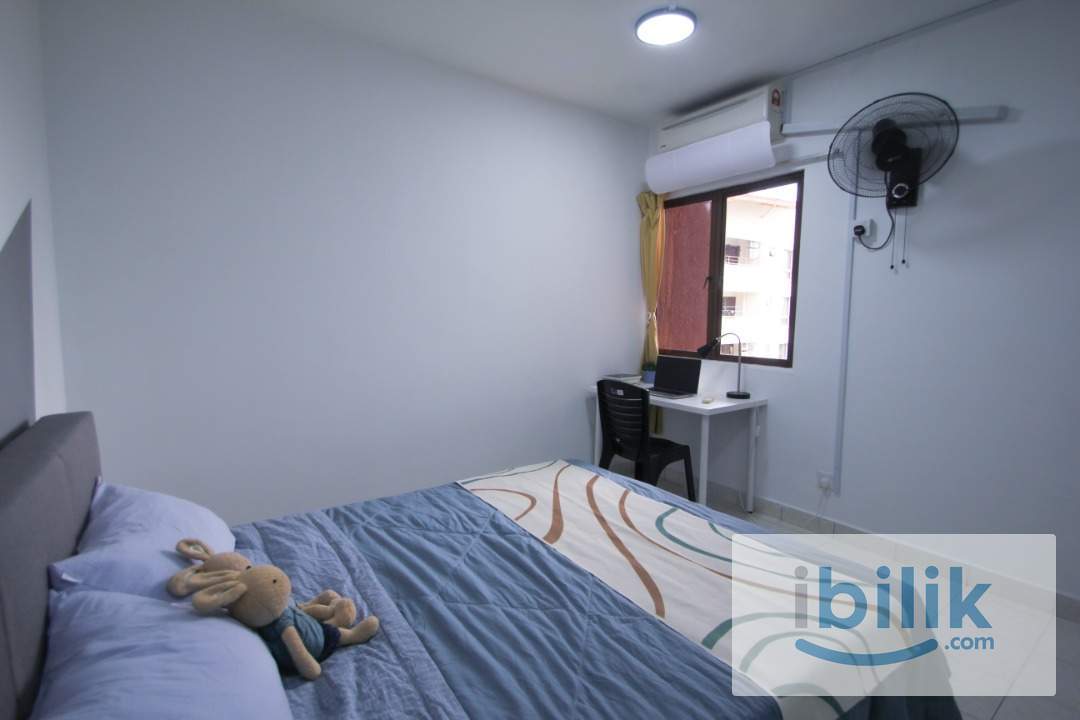 ‼️PROMO end 30 june‼️ Limited offer ✅🙋‍♀️Block F medium bedroom fully furnished ready move in - Image 1