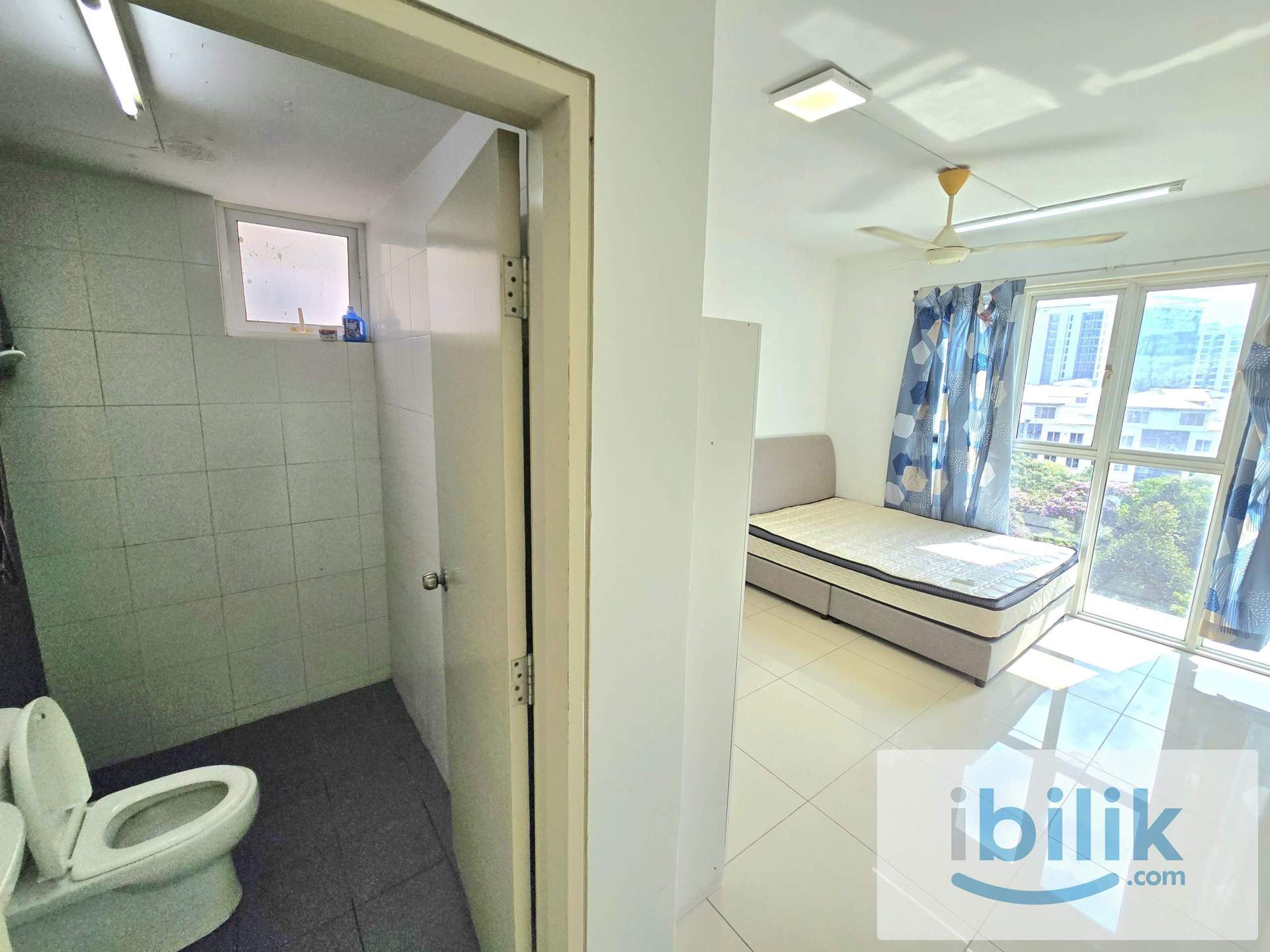‼️Block A Maste rroom Private bath, ready move in✅走路到lrt ara damansara！fully furnished ready move in!!!! - Image 1