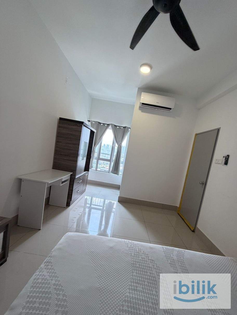 Master Room at Razak City Residence, Sungai Besi - Image 2