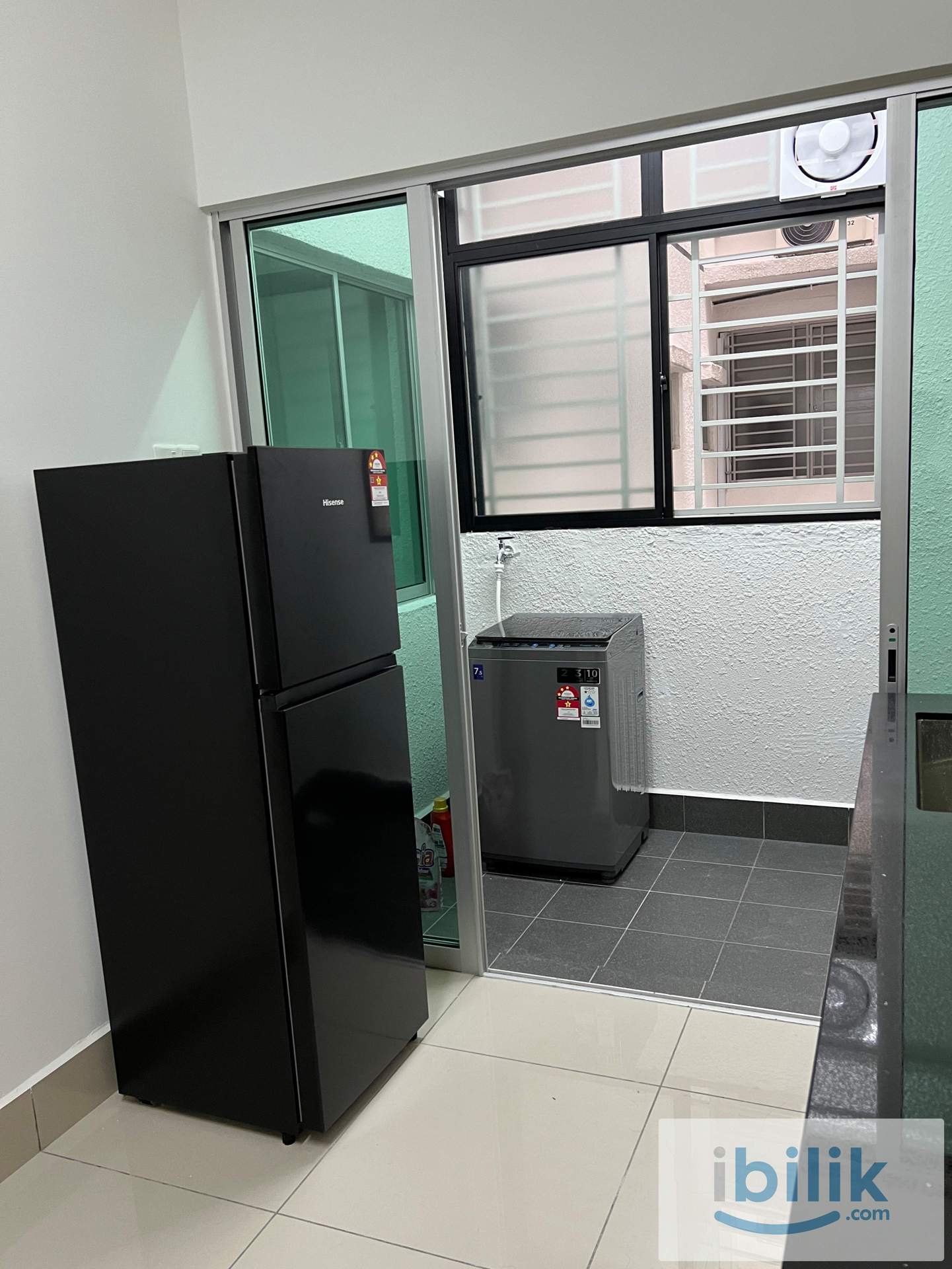 Master Room at Razak City Residence, Sungai Besi - Image 4