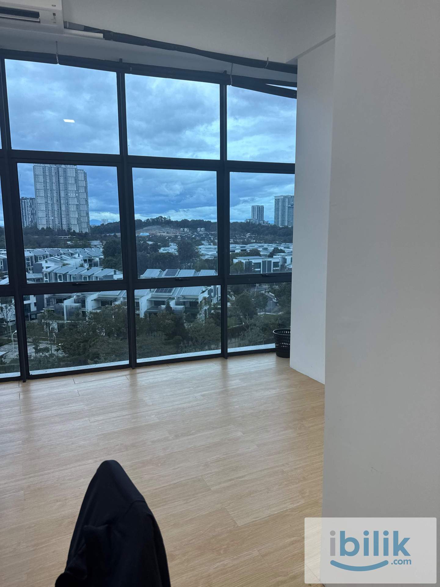 Furnished Office for Rent in Cyberjaya – Kenwingston Business Centre - Image 5