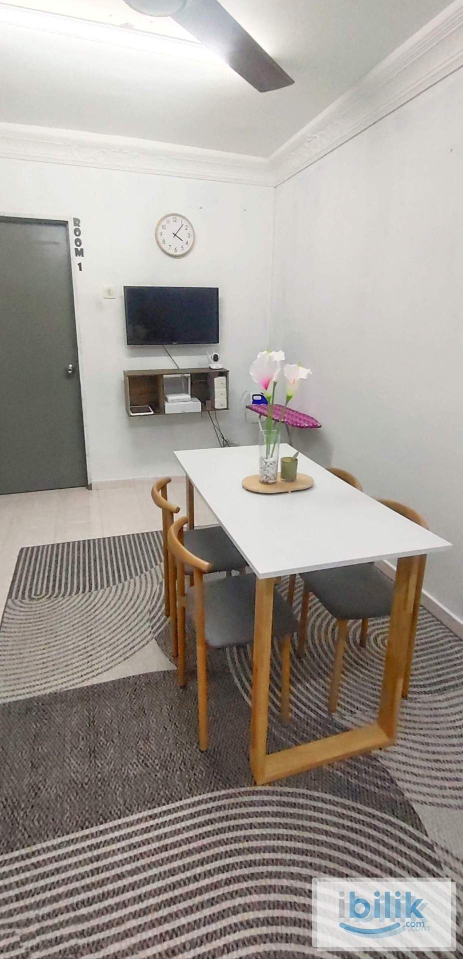 Middle Room Sharing 2 Person - Image 2