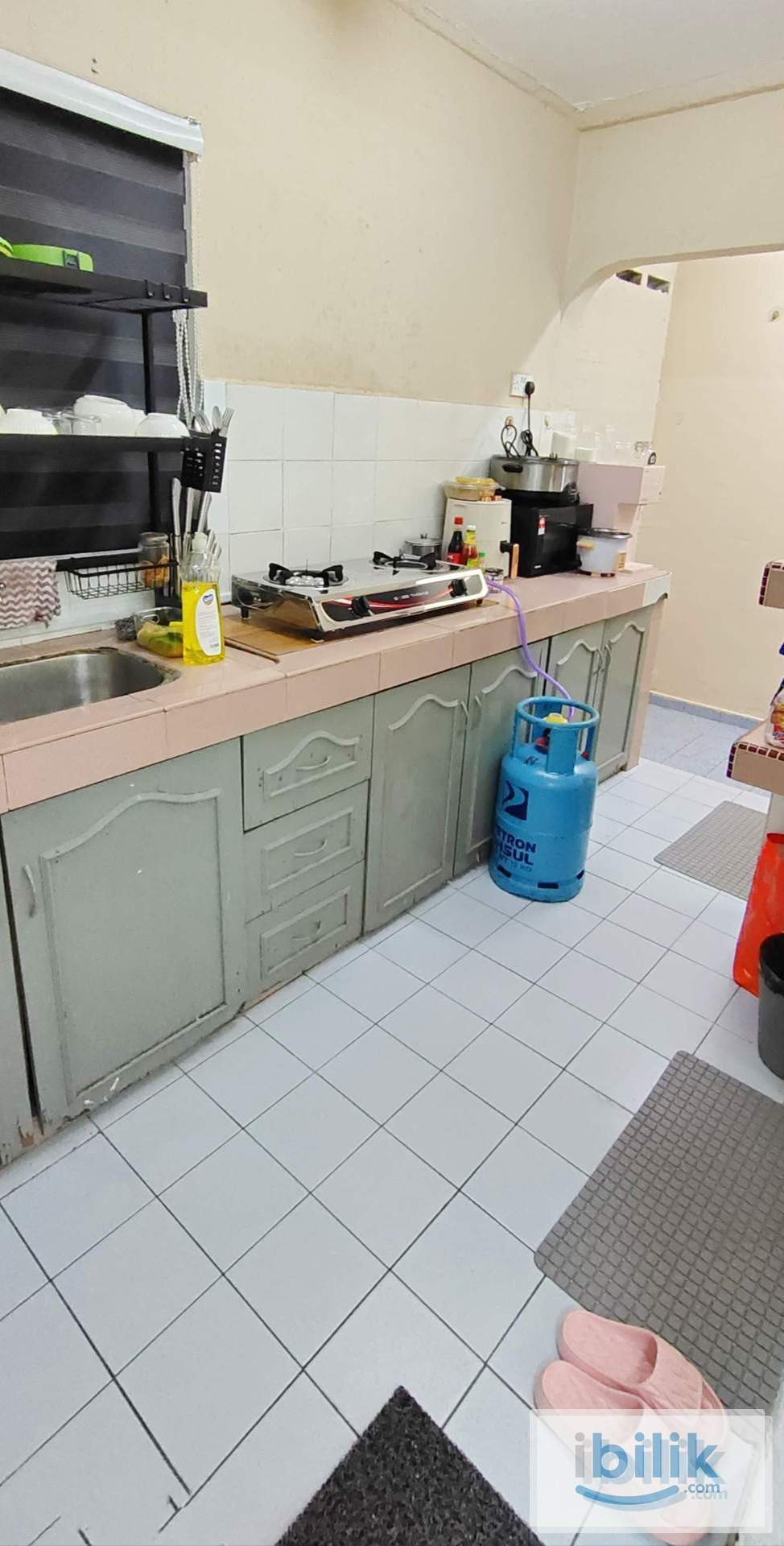 Middle Room Sharing 2 Person - Image 6